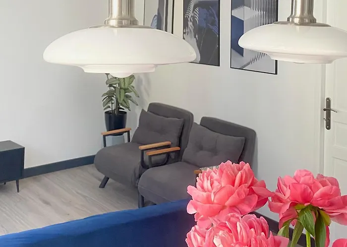 Serenite Au Centre N 6 Λούρδη